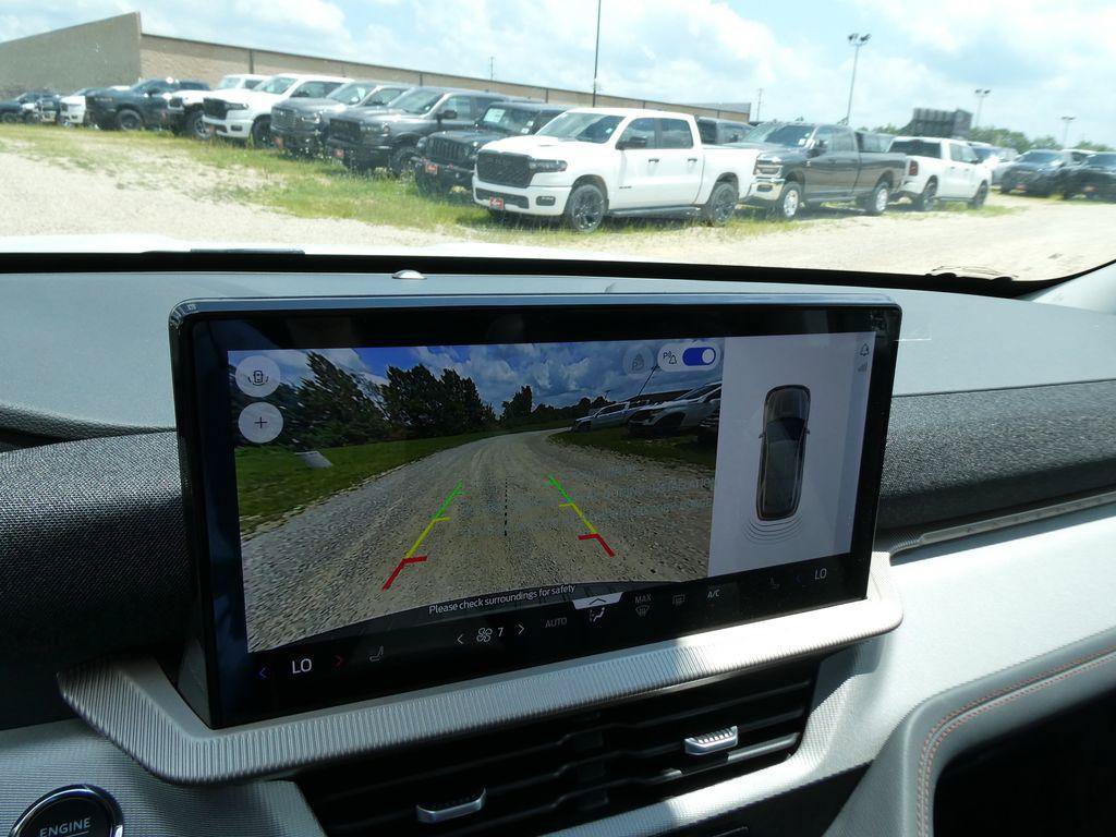 New 2026 Ford Explorer Active w/ Active Comfort Package AWD/4WD image 25