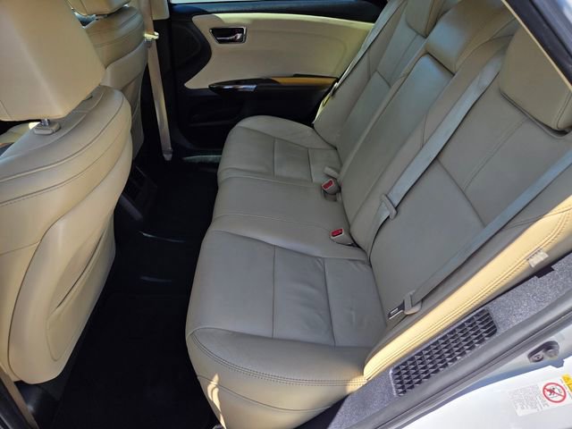 Used 2016 Toyota Avalon XLE Premium image 12