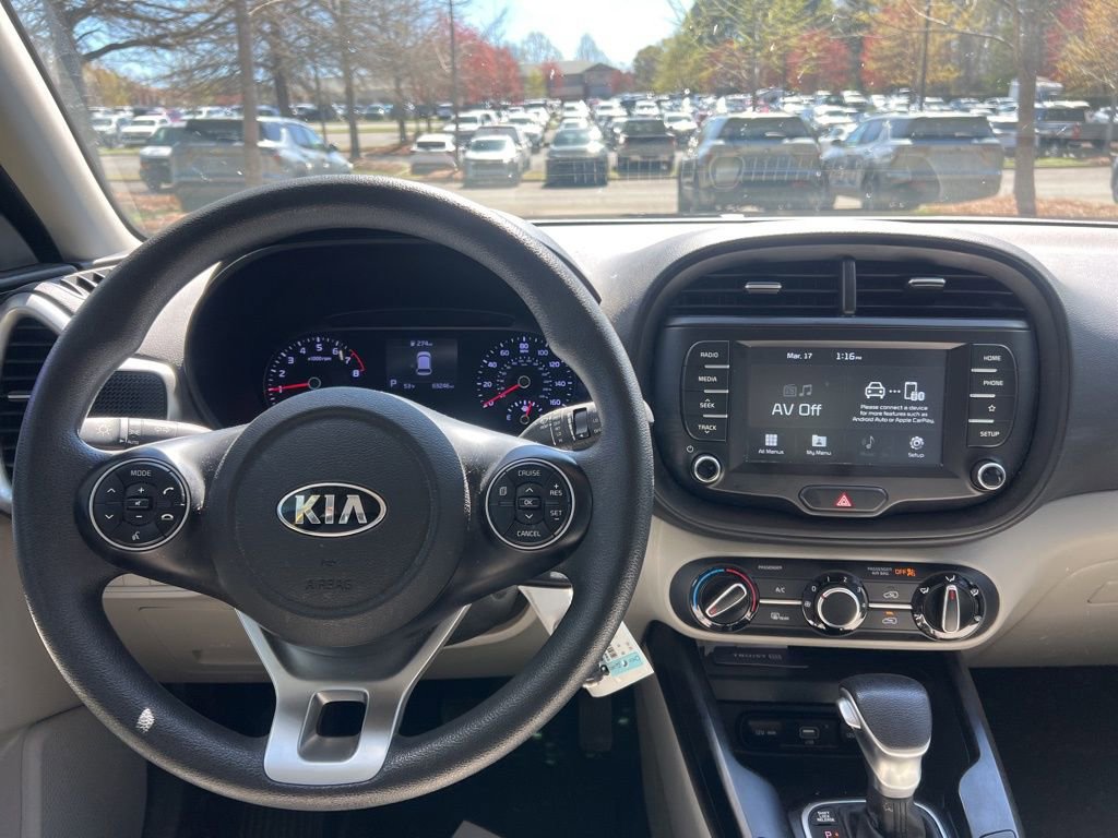 Used 2020 Kia Soul LX image 15