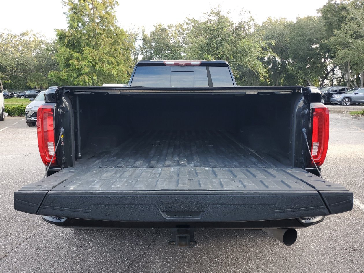 Used 2020 GMC Sierra 3500 Denali w/ Denali Ultimate Package AWD/4WD image 9