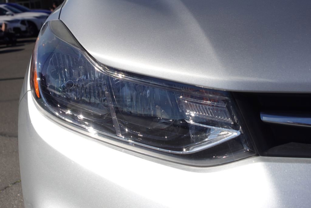 Used 2018 Chevrolet Trax LS image 3