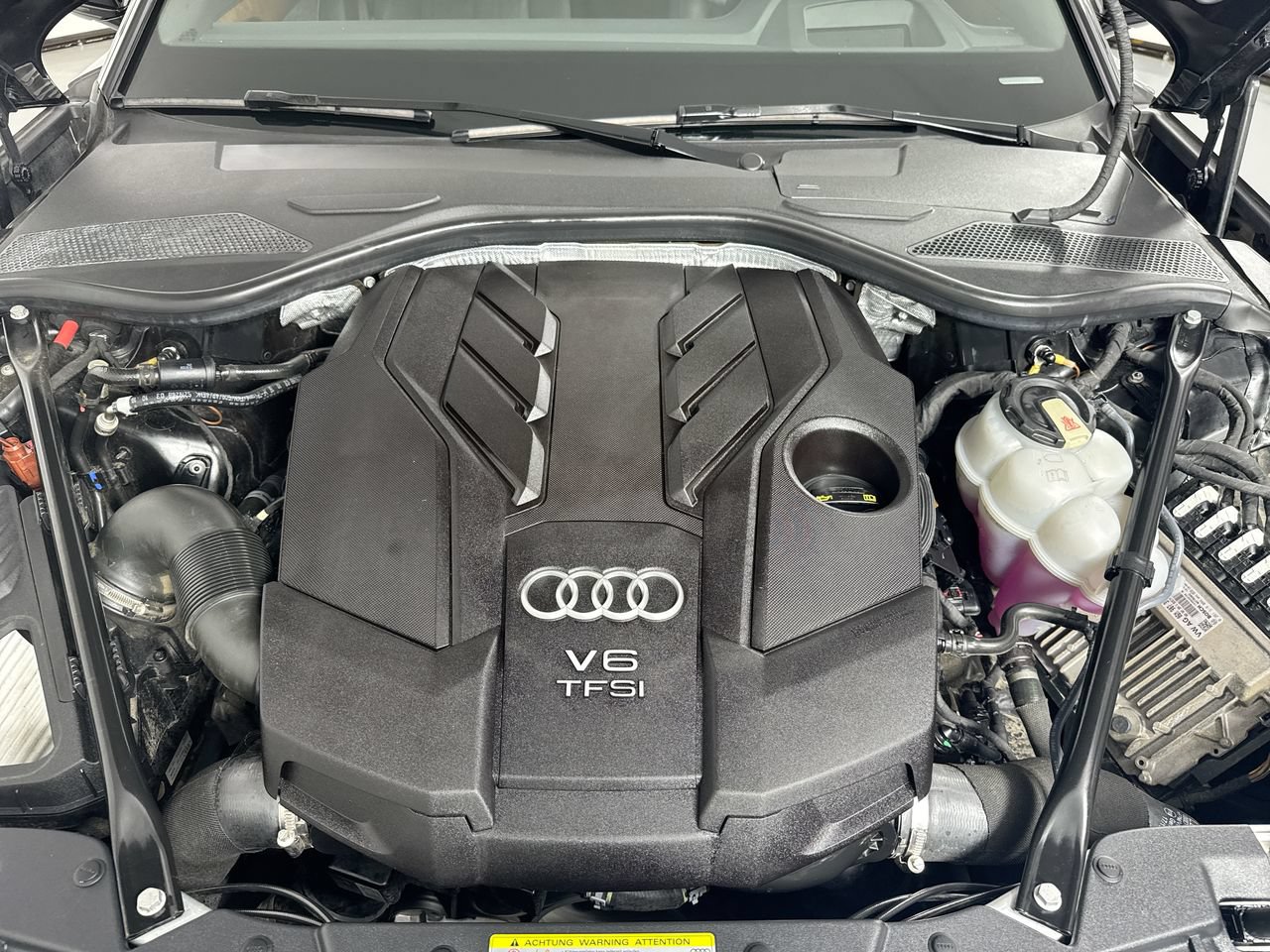 Used 2019 Audi A8 L 3.0T w/ Executive Package AWD/4WD image 27