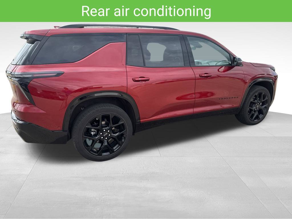 Used 2024 Chevrolet Traverse RS FWD image 13