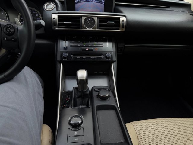 Used 2014 Lexus IS 250 RWD image 12