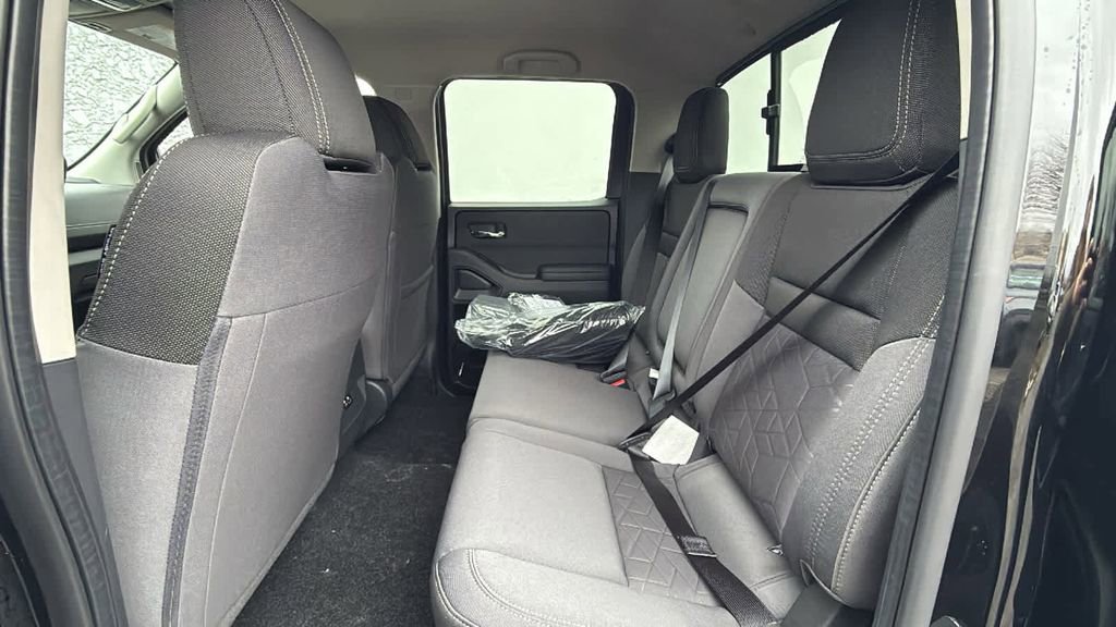 Certified 2026 Nissan Frontier SV w/ Tow Package image 18