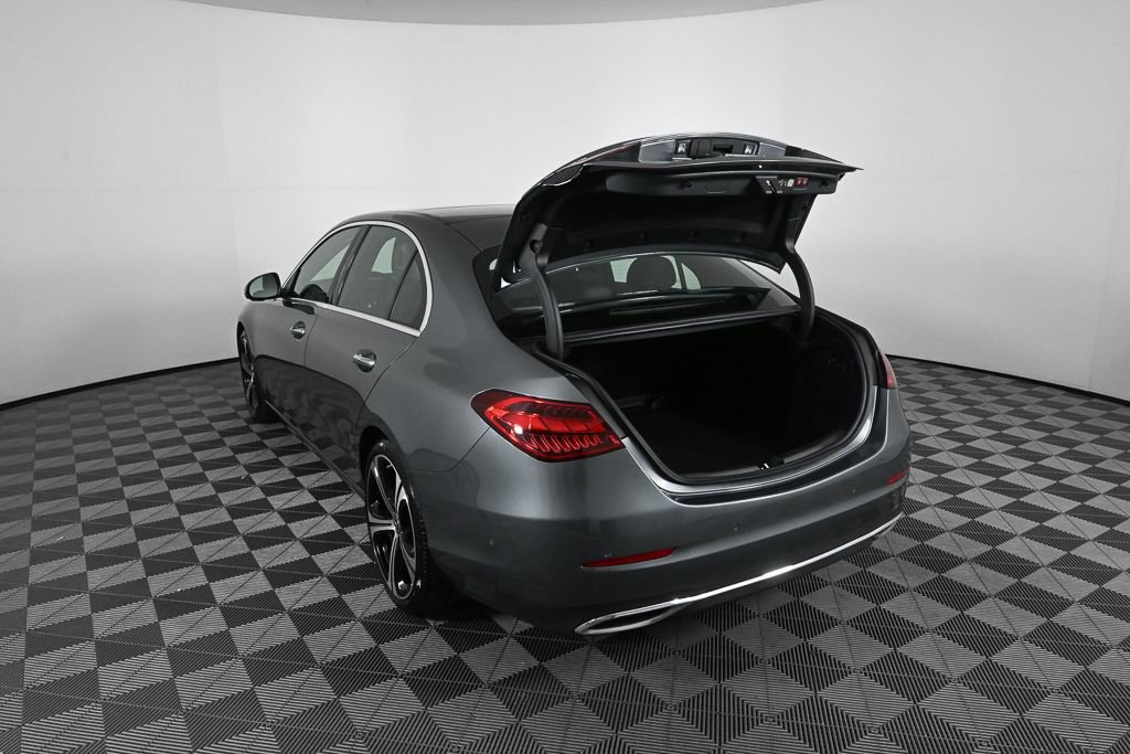 Used 2023 Mercedes-Benz C 300 Sedan image 30