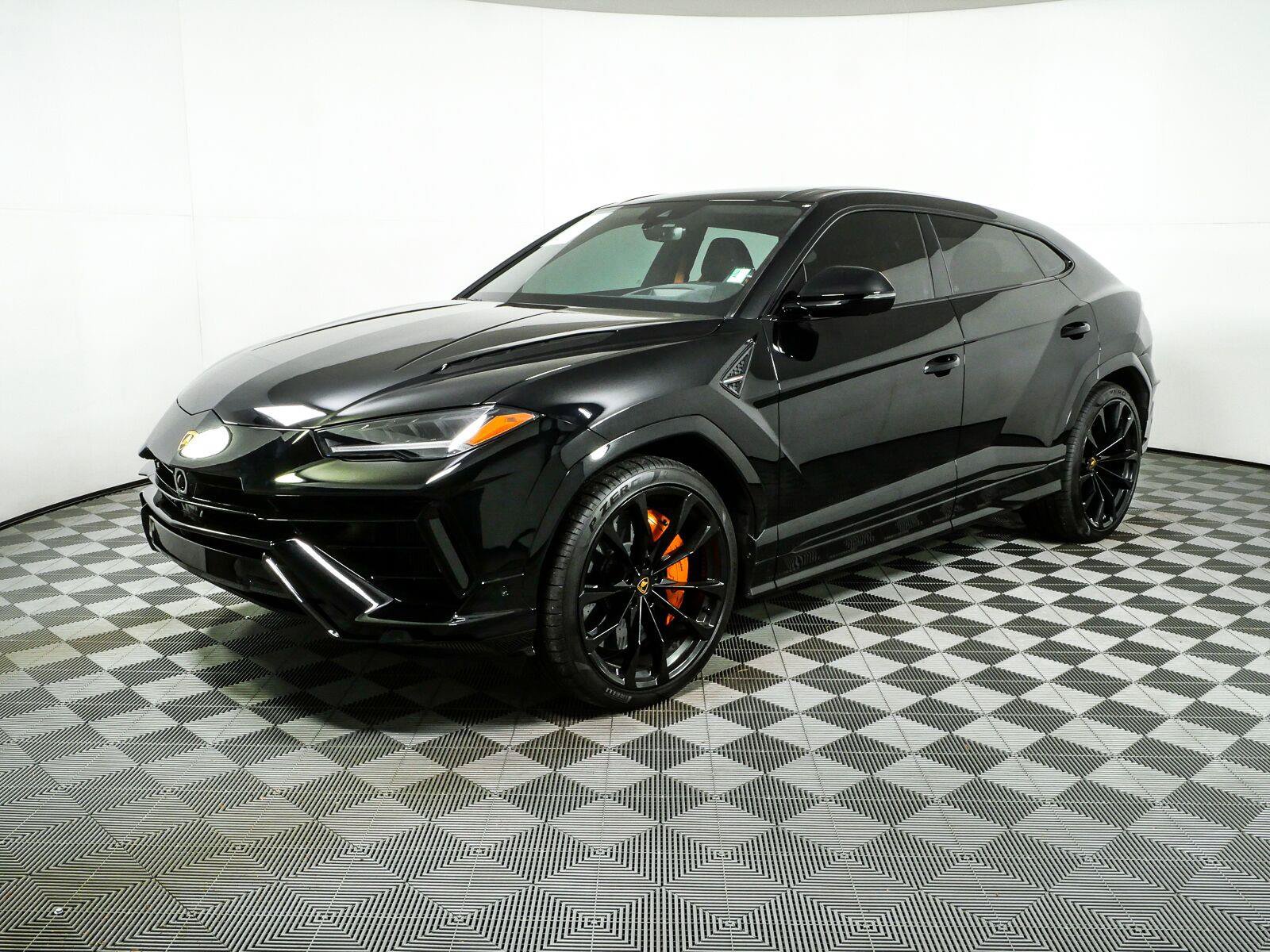 Used 2024 Lamborghini Urus S