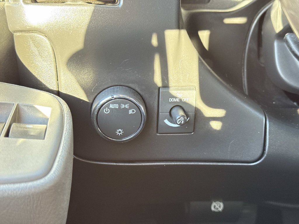 Used 2022 Chevrolet Express 3500 w/ Power Convenience Package RWD image 13