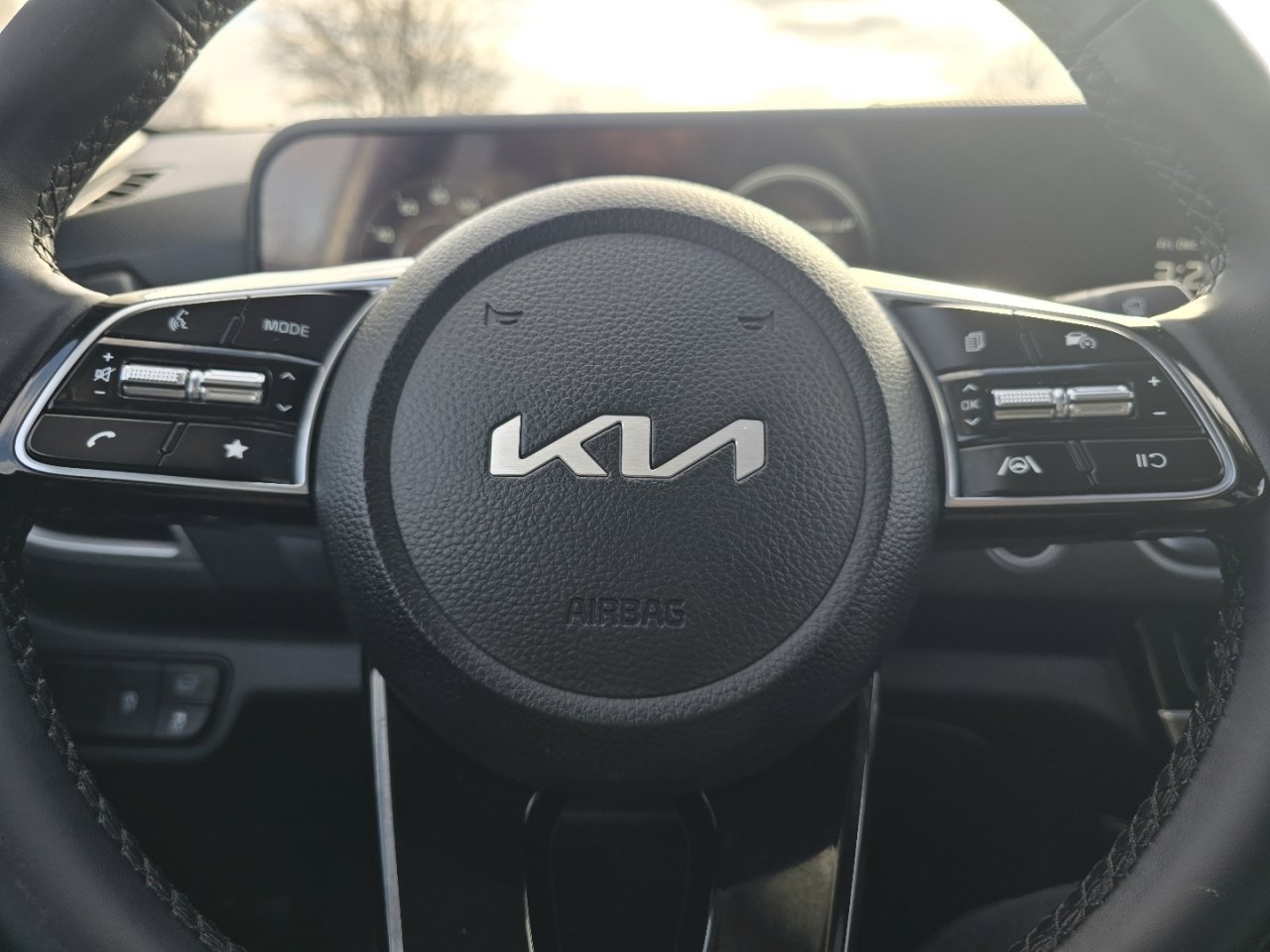 Used 2025 Kia Seltos EX w/ EX Sunroof Package image 29