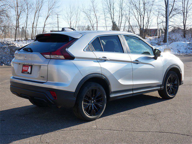 Used 2022 Mitsubishi Eclipse Cross LE image 7