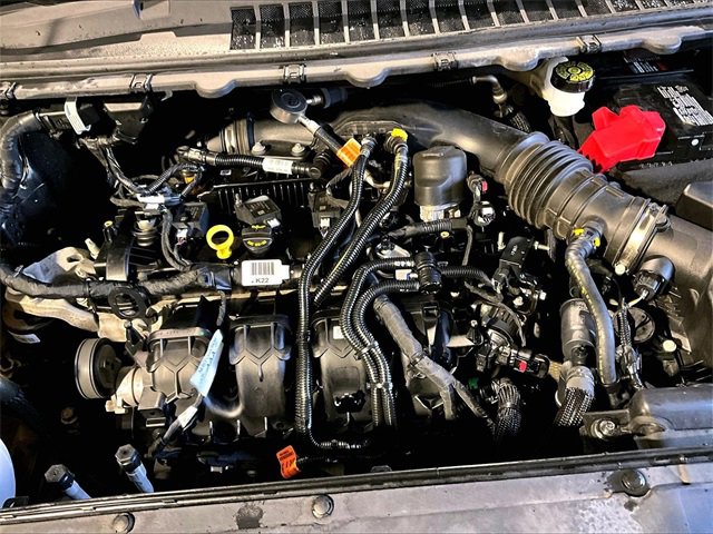 Used 2024 Ford Edge Titanium image 32