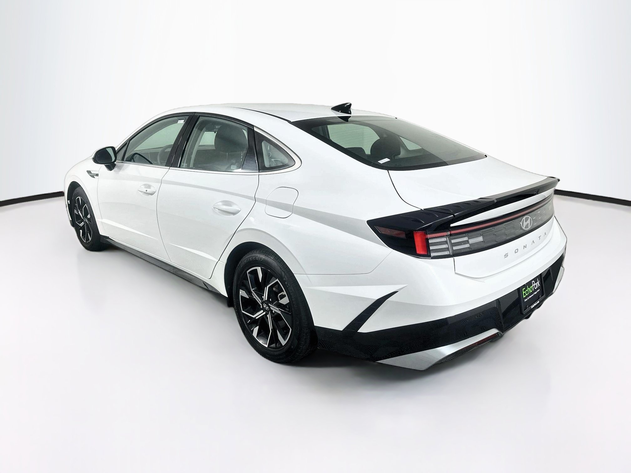 Used 2025 Hyundai Sonata SEL FWD image 5