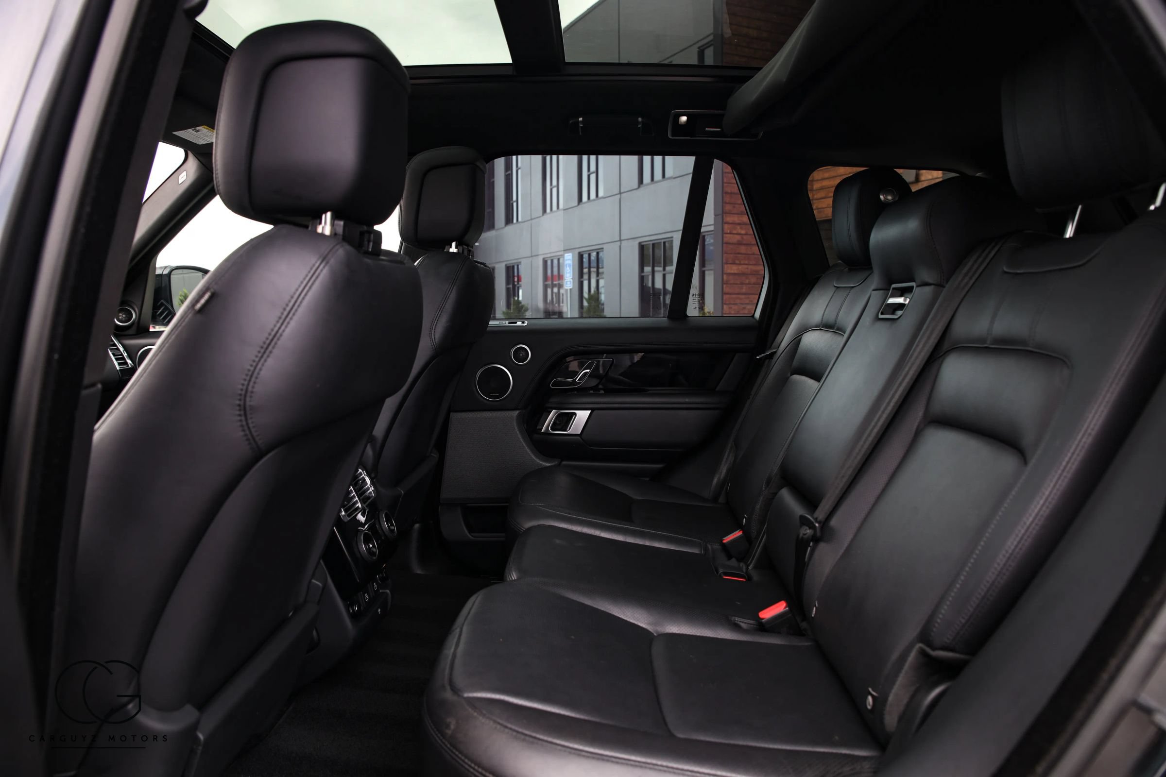 Used 2022 Land Rover Range Rover P525 Westminster Edition AWD/4WD image 25