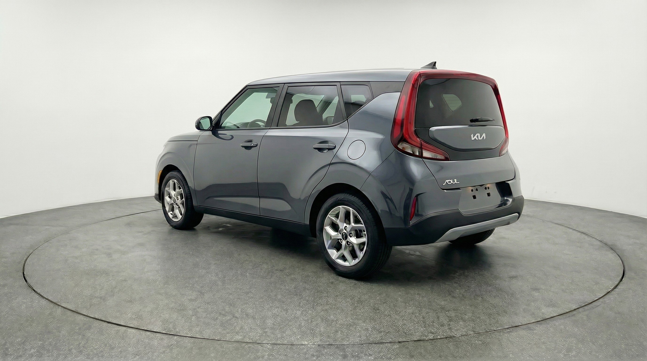Used 2025 Kia Soul LX w/ LX Technology Package image 6