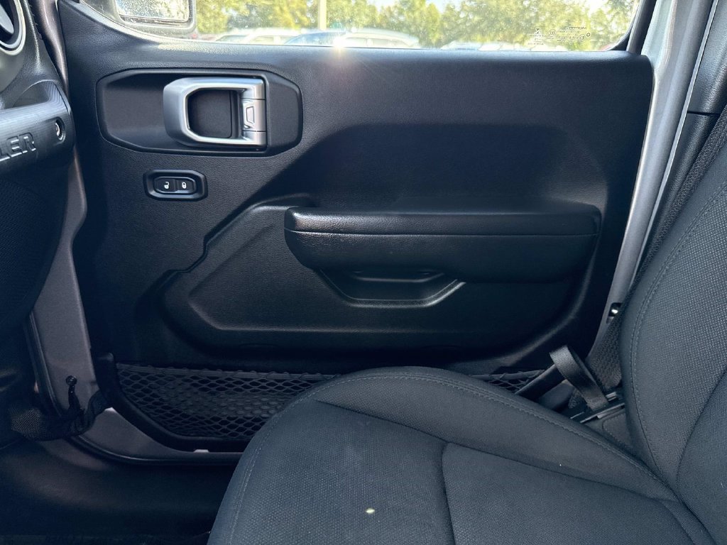 Used 2019 Jeep Wrangler Unlimited Sport S AWD/4WD image 26