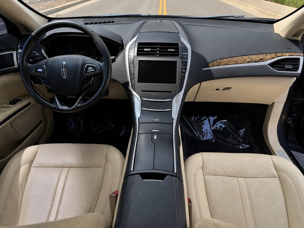 Used 2013 Lincoln MKZ Hybrid FWD image 11