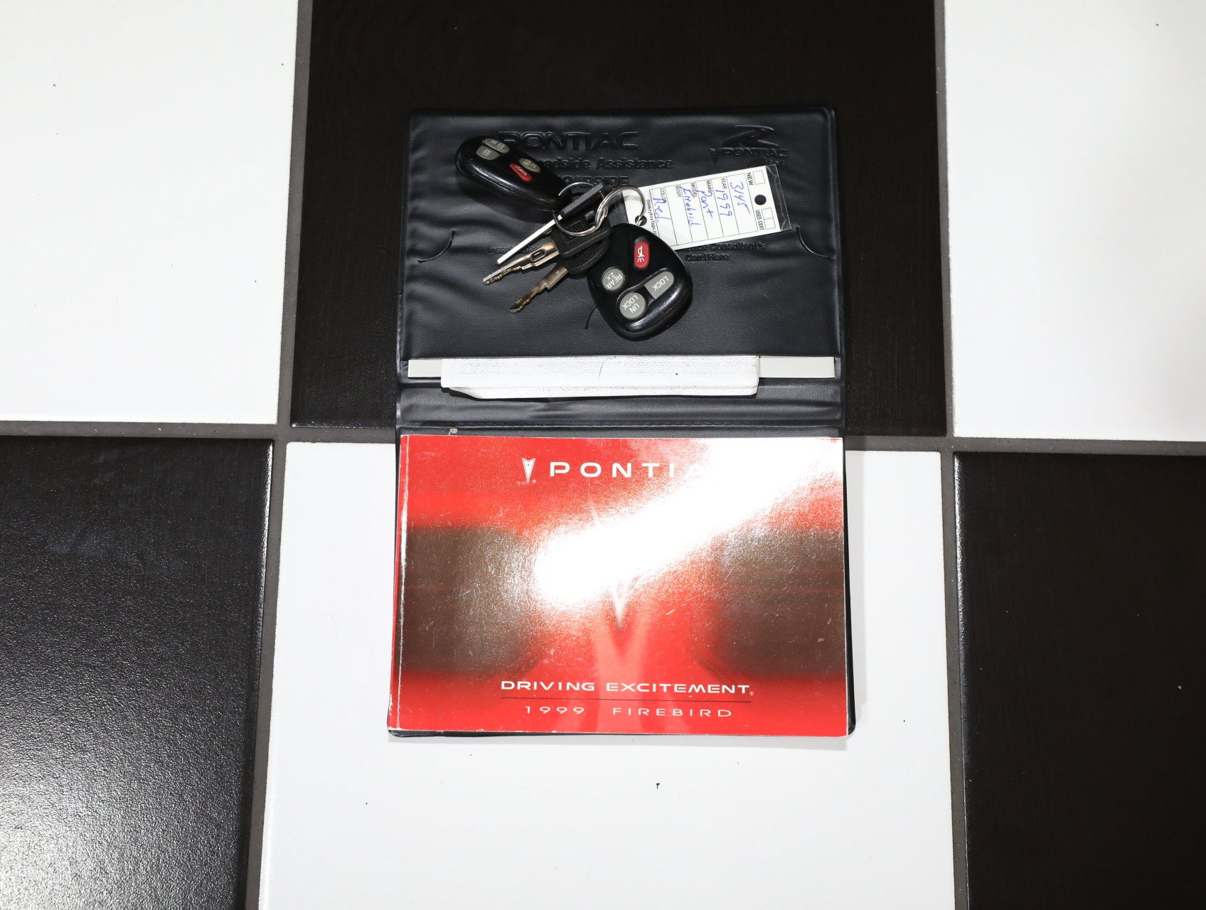 Used 1999 Pontiac Firebird Trans Am RWD image 80