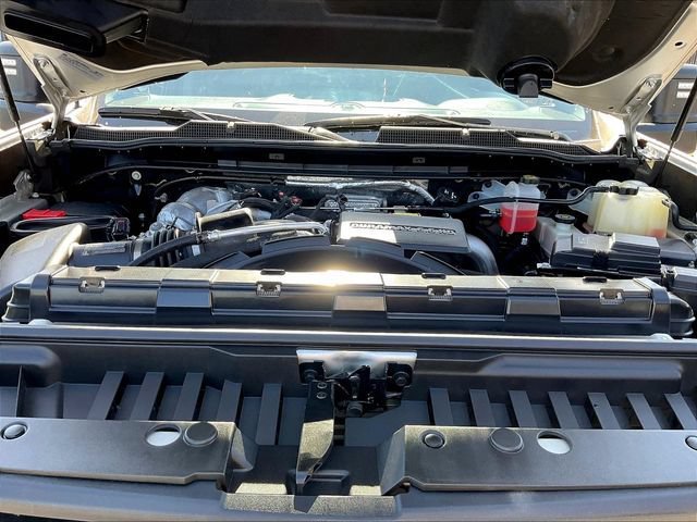 Certified 2022 Chevrolet Silverado 2500 Custom w/ Custom Value Package AWD/4WD image 33