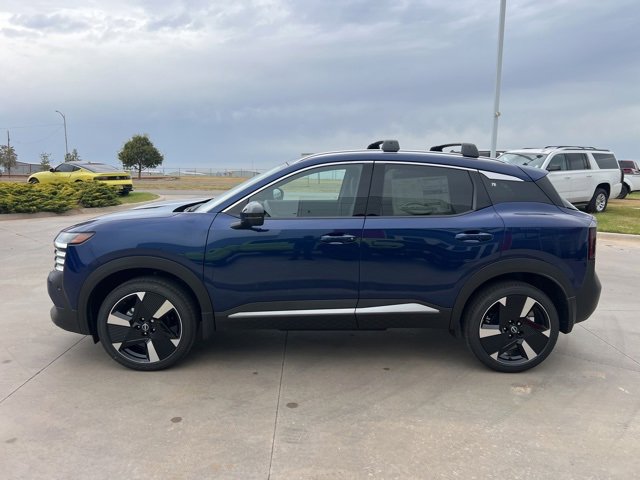 New 2026 Nissan Kicks SR image 4