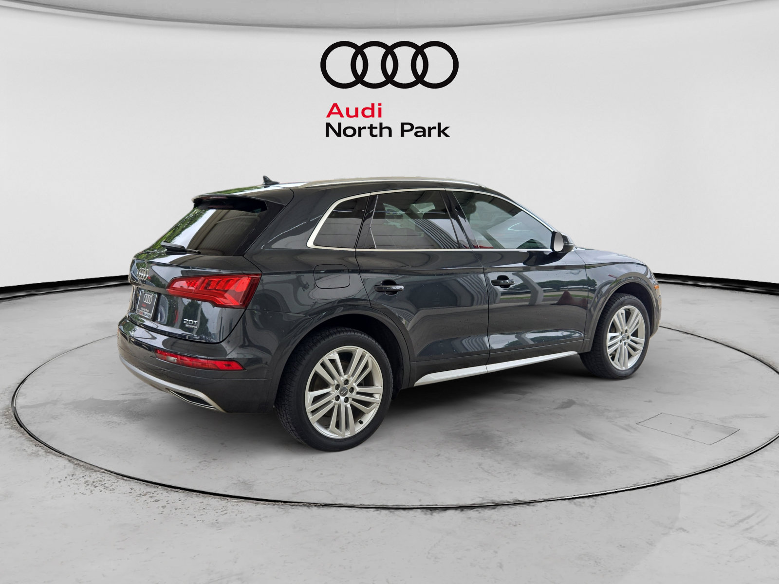 Used 2018 Audi Q5 2.0T Premium Plus w/ Premium Plus Package AWD/4WD image 5