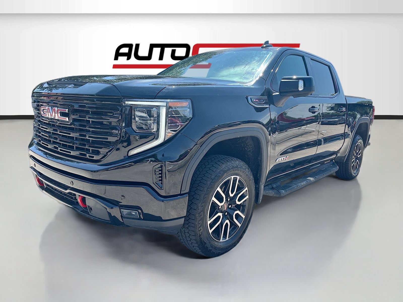 Used 2026 GMC Sierra 1500 AT4 AWD/4WD image 3