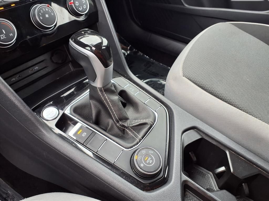 Used 2024 Volkswagen Taos S image 10