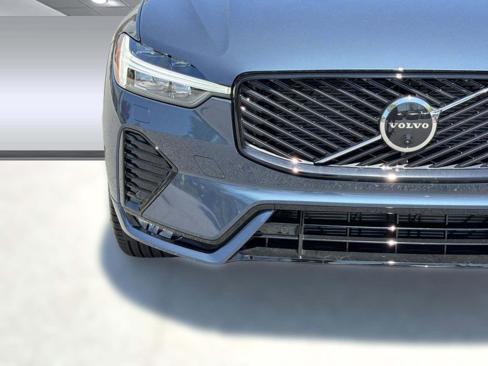 New 2026 Volvo XC60 B5 Plus w/ Climate Package AWD/4WD image 11