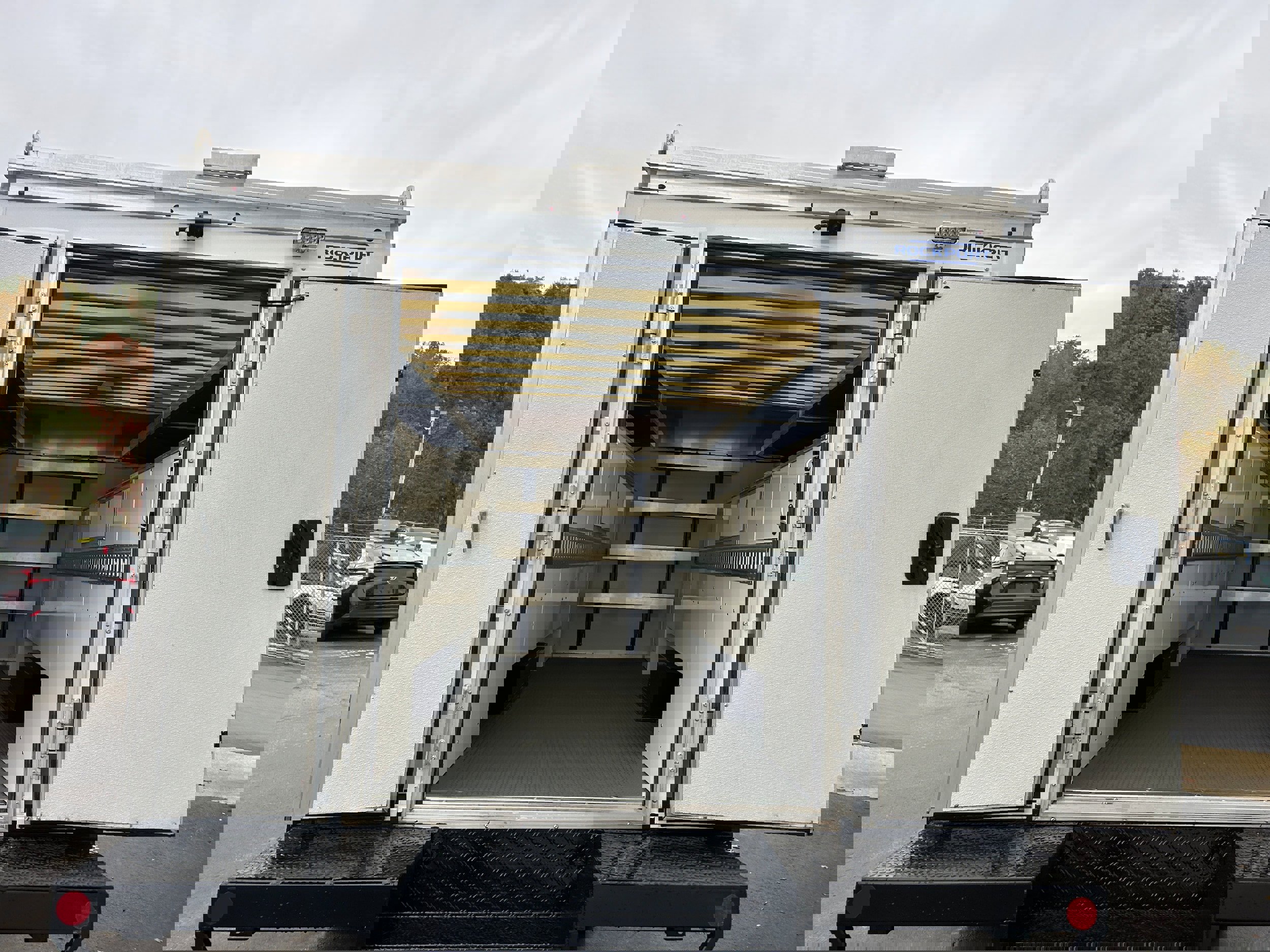 New 2025 Ford F450 XLT w/ XLT Value Package image 32