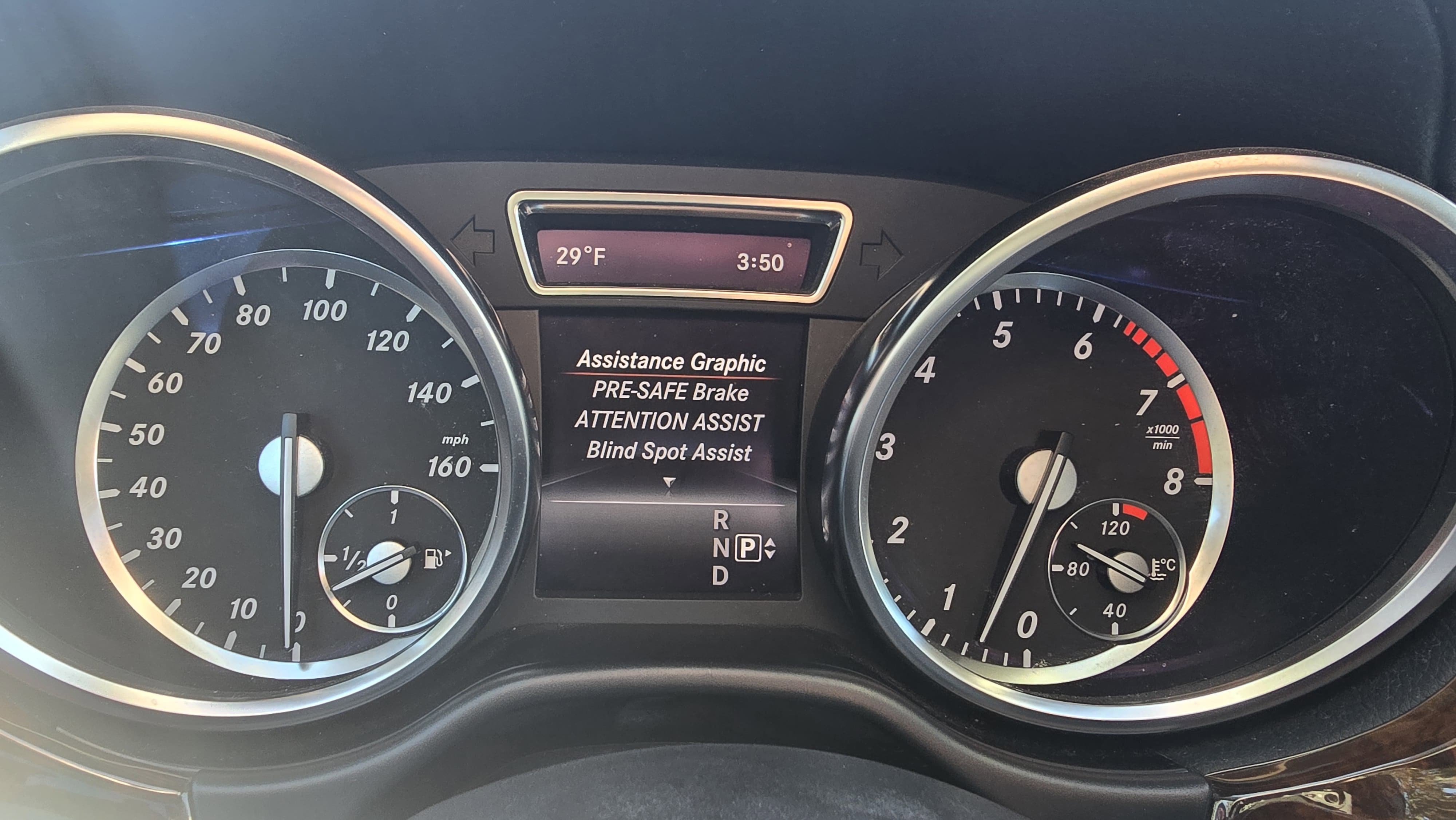 Used 2014 Mercedes-Benz GL 450 4MATIC 4dr GL 450 w/ Driver Assistance Package image 46