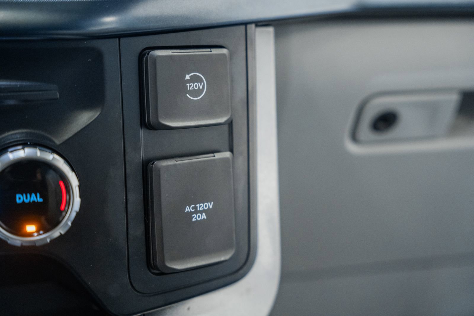 Certified 2023 Ford F150 Limited image 32