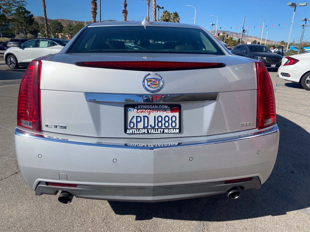 Used 2010 Cadillac CTS Premium RWD image 6