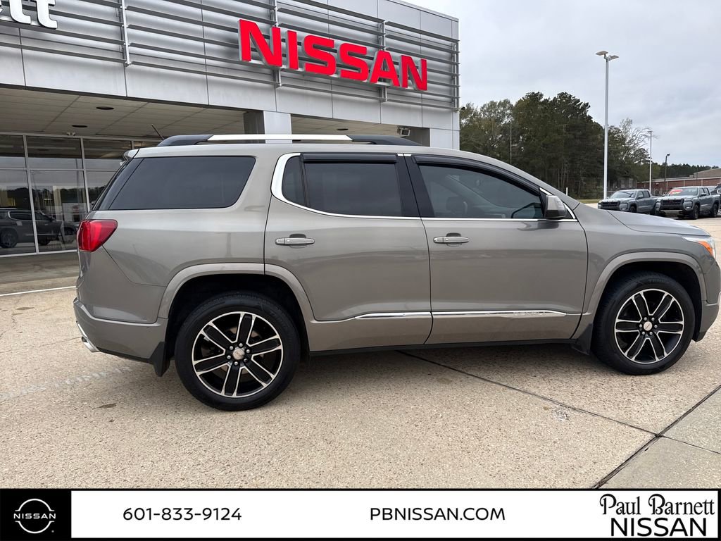 Used 2019 GMC Acadia Denali w/ Technology Package image 11