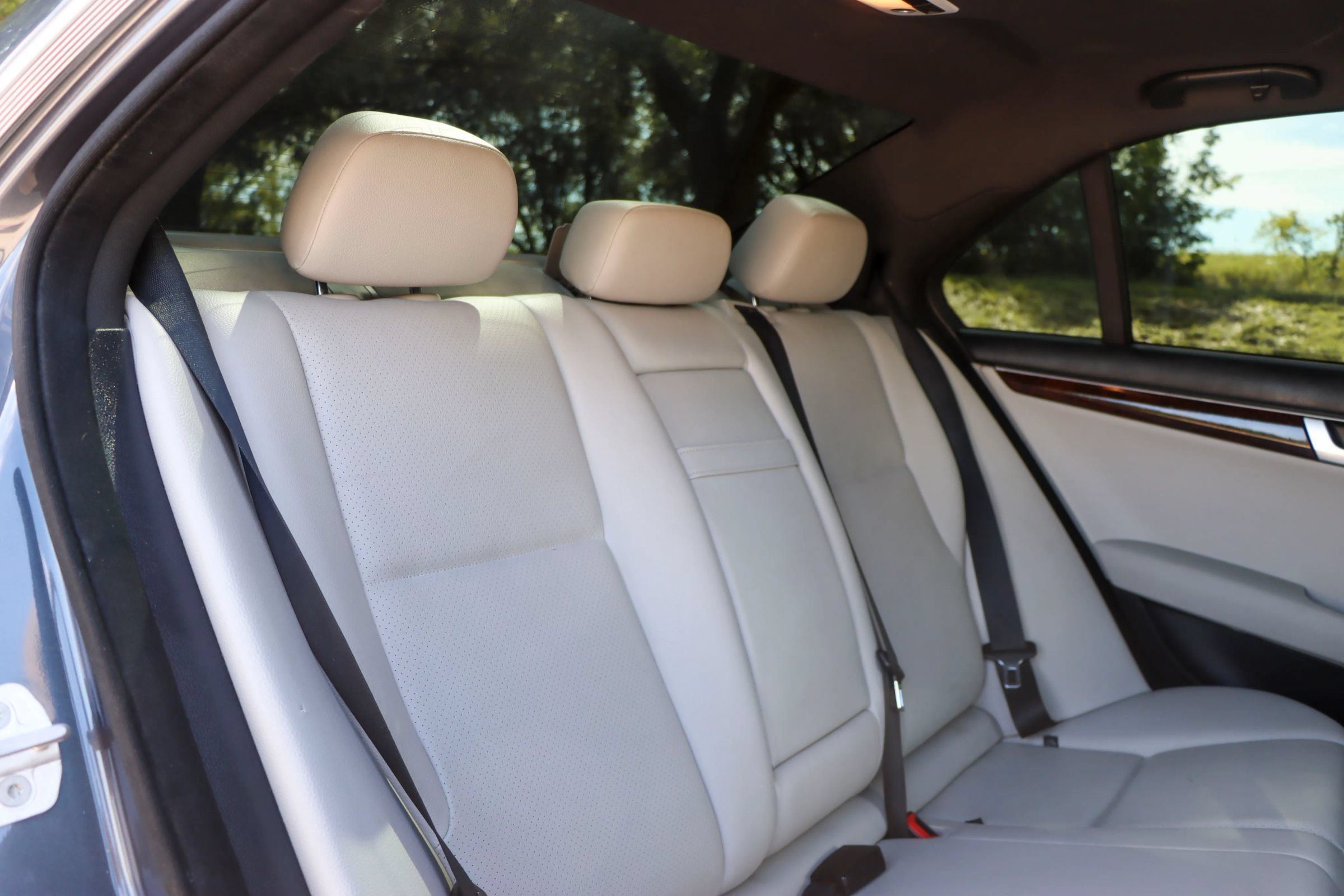 Used 2014 Mercedes-Benz C 300 4MATIC Sedan image 19