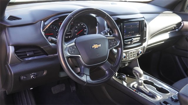 Used 2022 Chevrolet Traverse LT w/ LPO, Cargo Package image 19