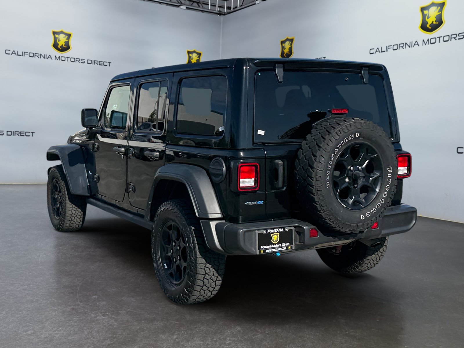 Used 2023 Jeep Wrangler Unlimited w/ 8.4" Radio Group AWD/4WD image 3