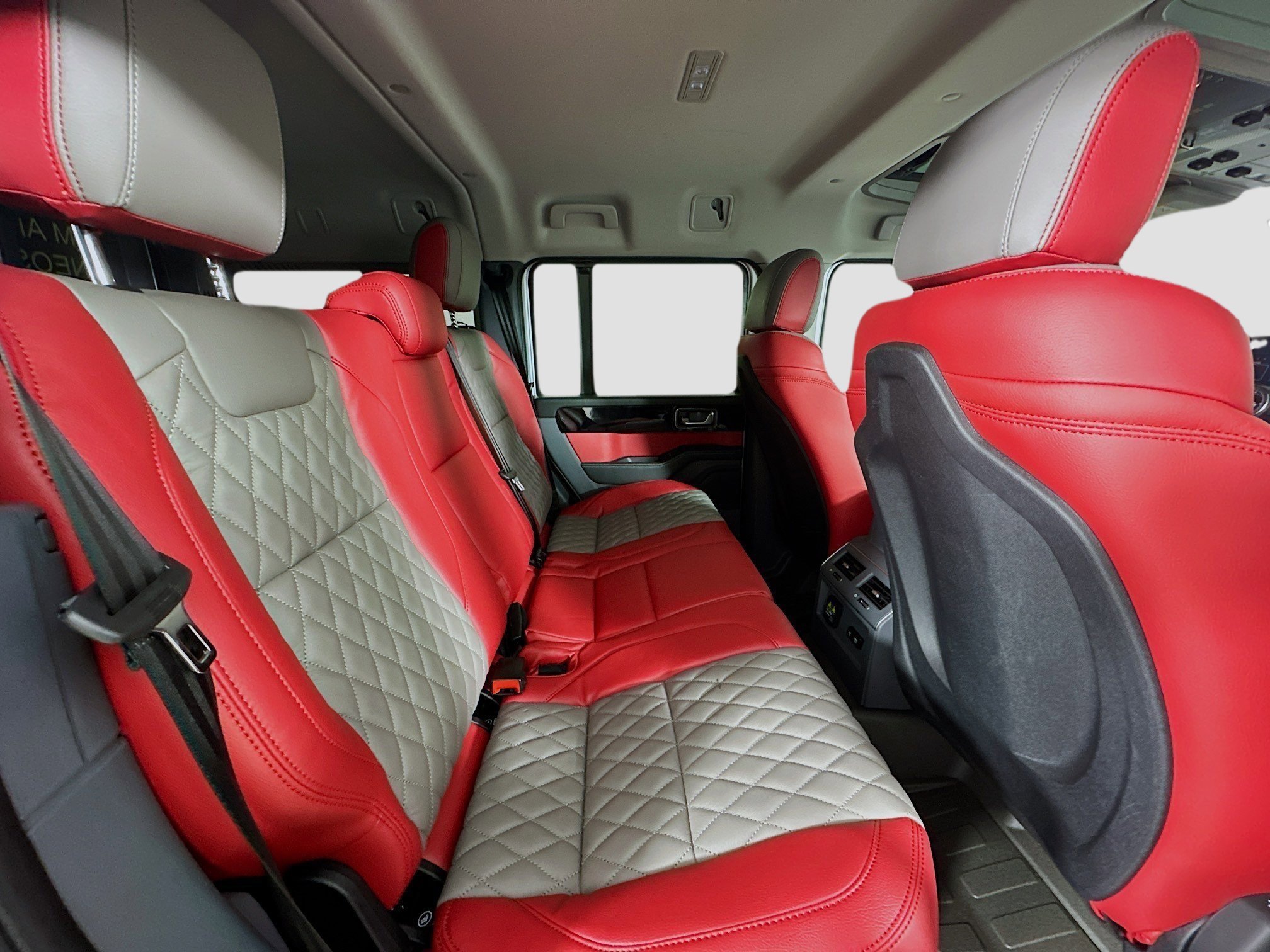 New 2025 INEOS Grenadier Station Wagon AWD/4WD image 47
