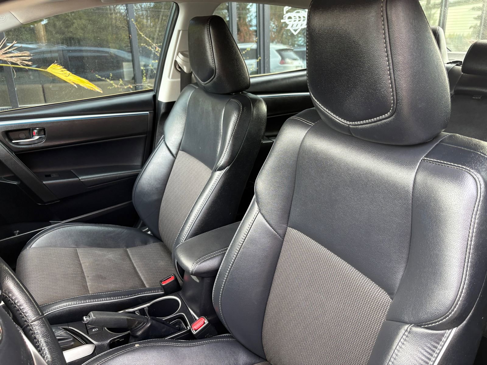 Used 2015 Toyota Corolla S FWD image 12