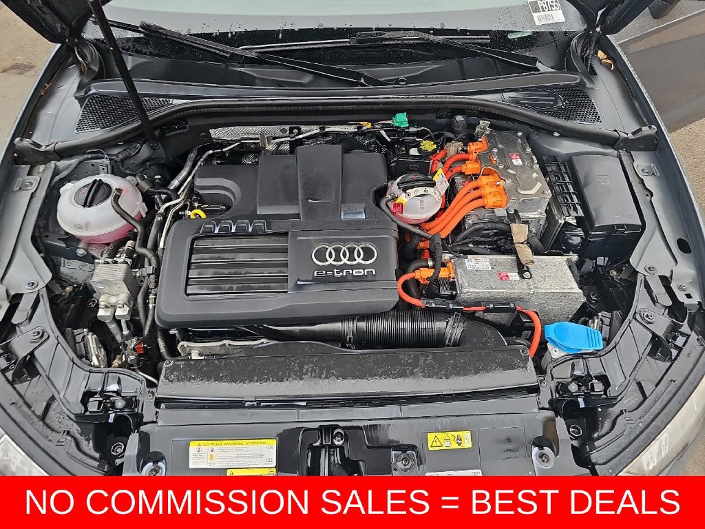 Used 2017 Audi A3 e-tron Prestige w/ Prestige Package FWD image 31
