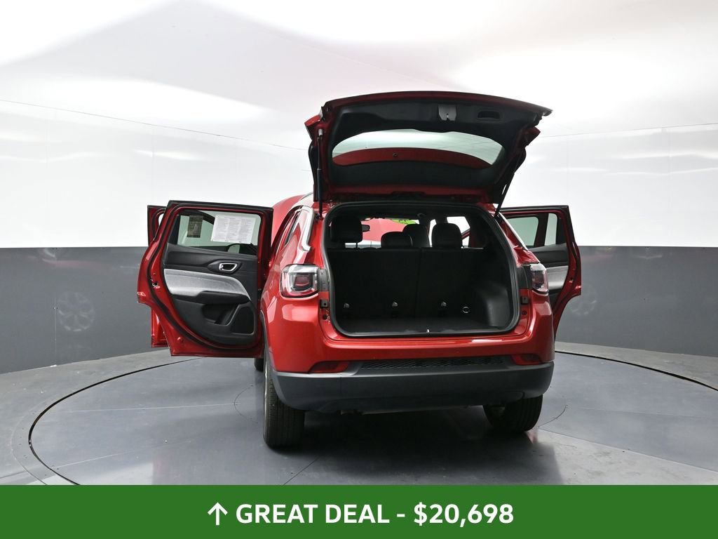 Used 2025 Jeep Compass Latitude image 64