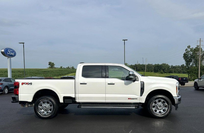 Used 2023 Ford F250 Lariat w/ Chrome Package image 2
