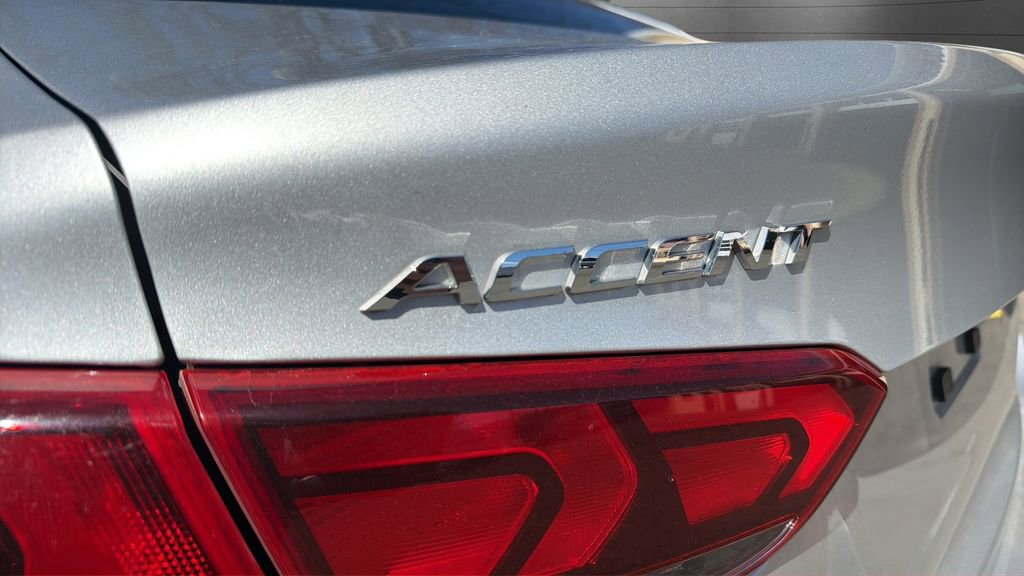 Used 2018 Hyundai Accent SEL FWD image 33
