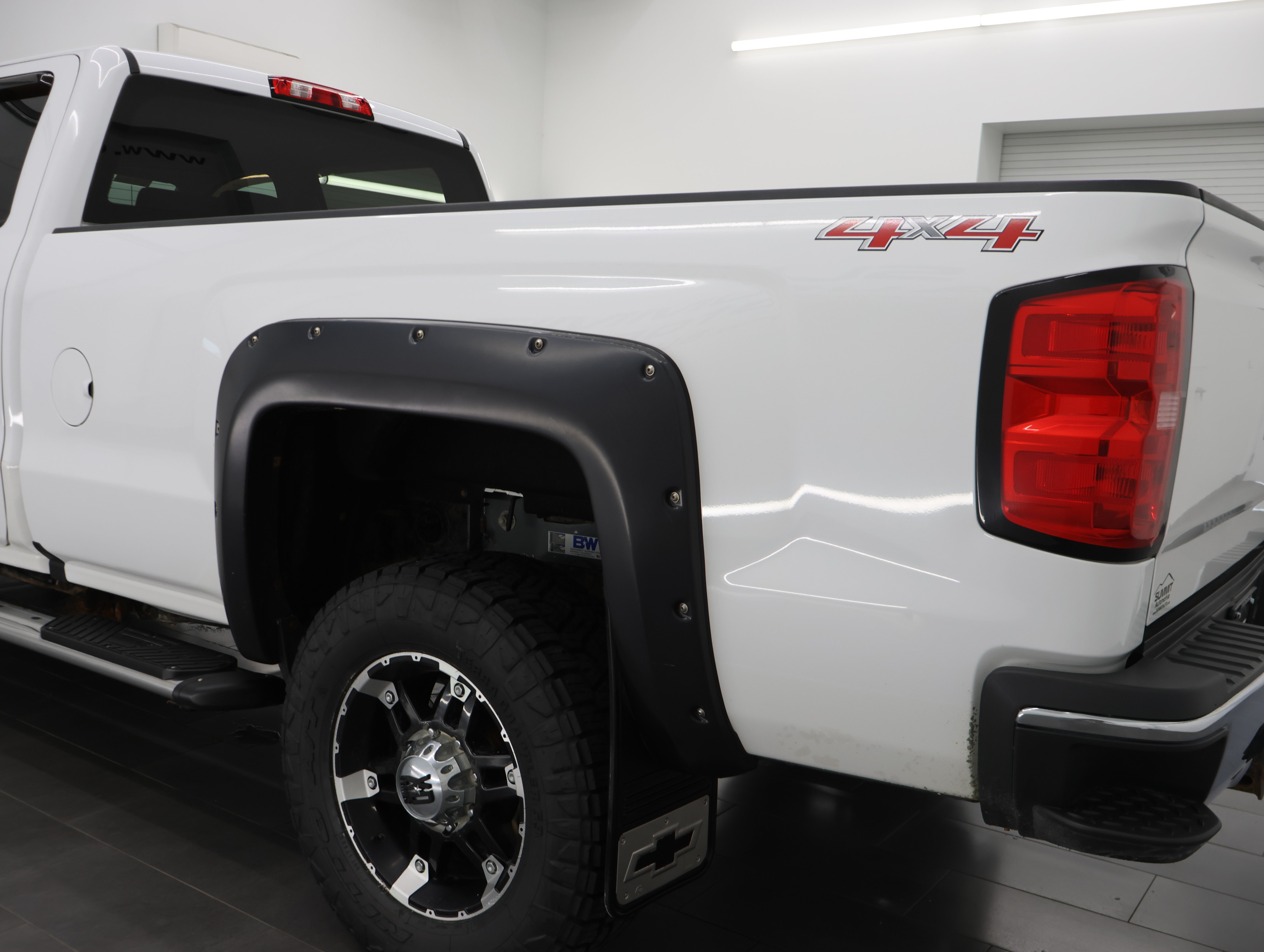 Used 2015 Chevrolet Silverado 2500 LT AWD/4WD image 27