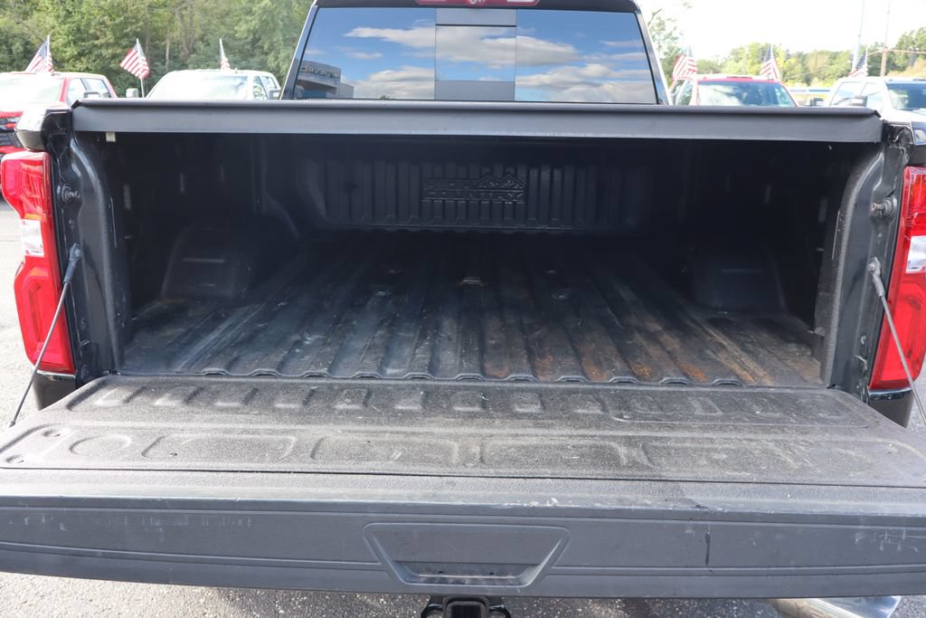 Used 2021 Chevrolet Silverado 2500 High Country AWD/4WD image 31