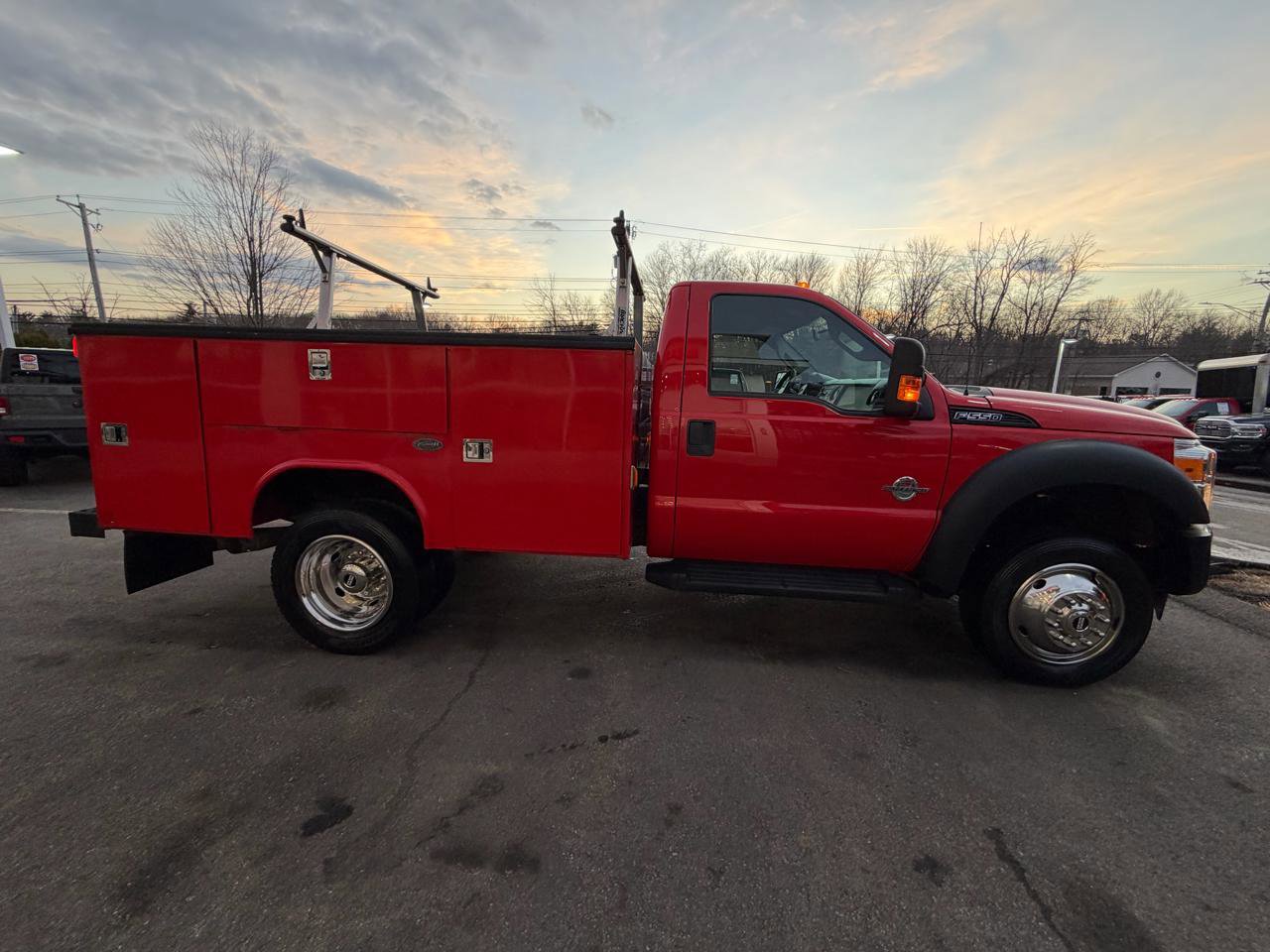 Used 2016 Ford F550 4x4 Regular Cab Super Duty image 6