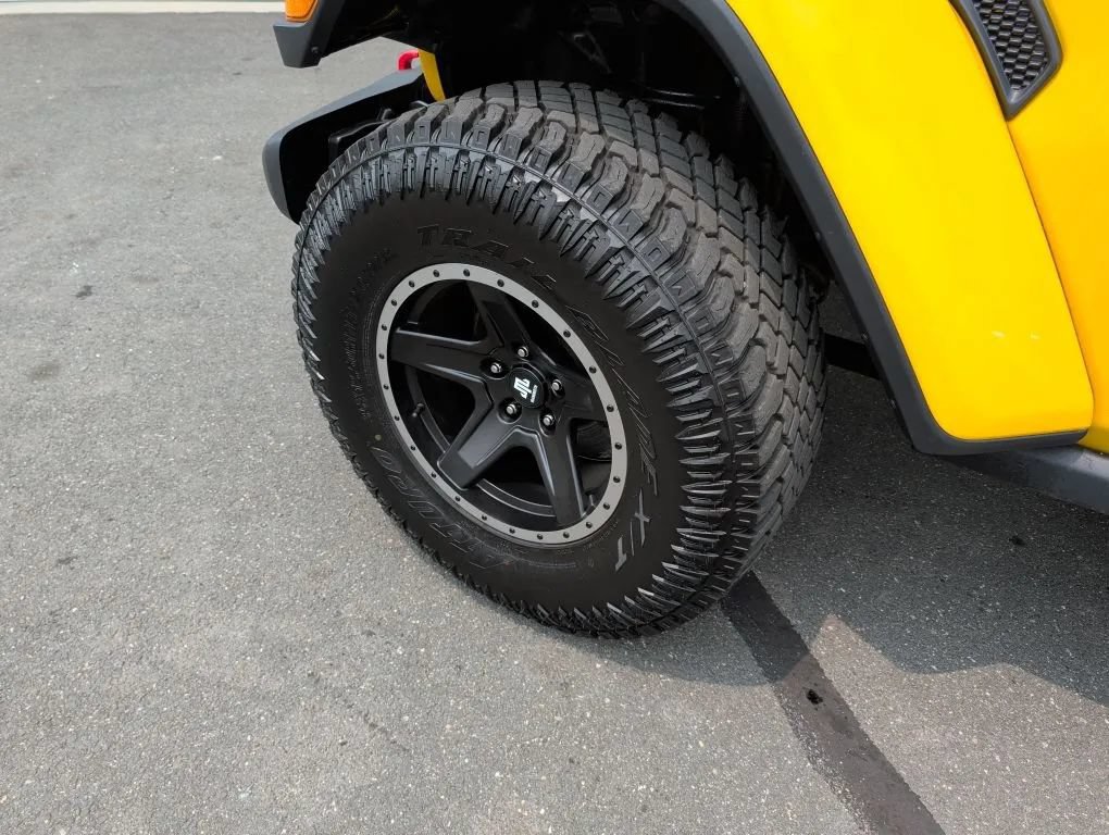 Used 2021 Jeep Wrangler Unlimited Rubicon w/ Dual Top Group AWD/4WD image 24