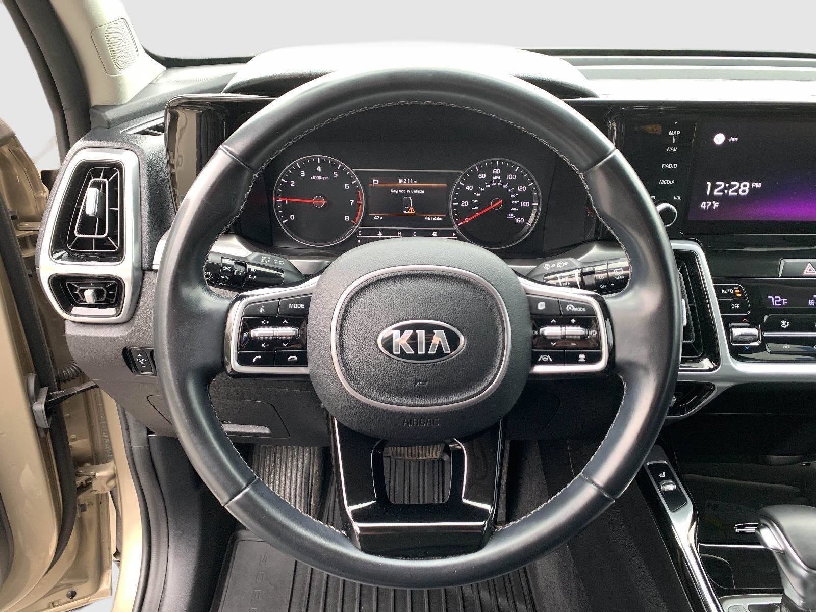 Used 2021 Kia Sorento SX AWD/4WD image 15