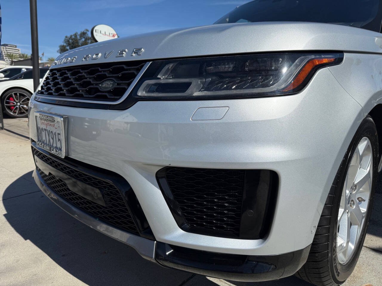 Used 2018 Land Rover Range Rover Sport HSE AWD/4WD image 12