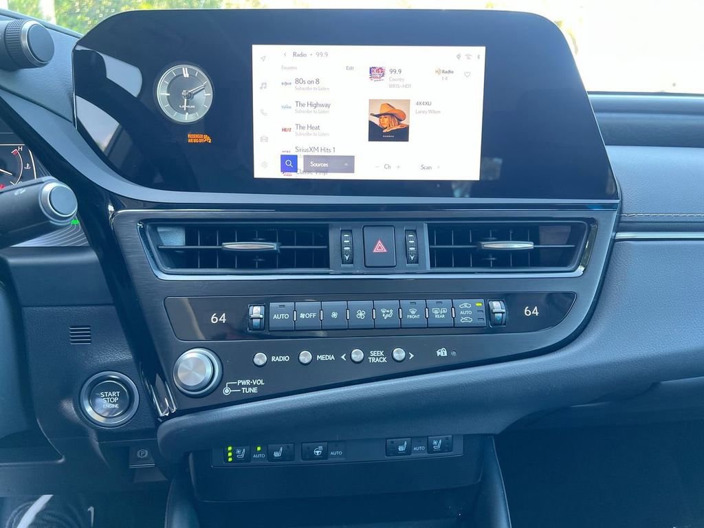 Certified 2024 Lexus ES 350 w/ Premium Package image 17