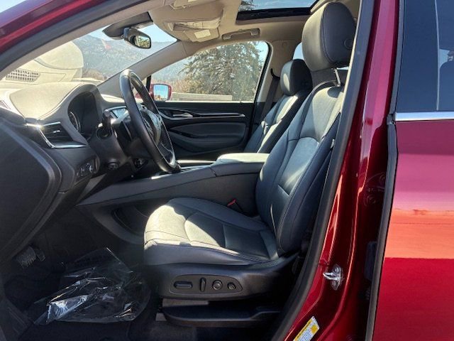 Used 2020 Buick Enclave Premium w/ Sun and Sites Package image 11