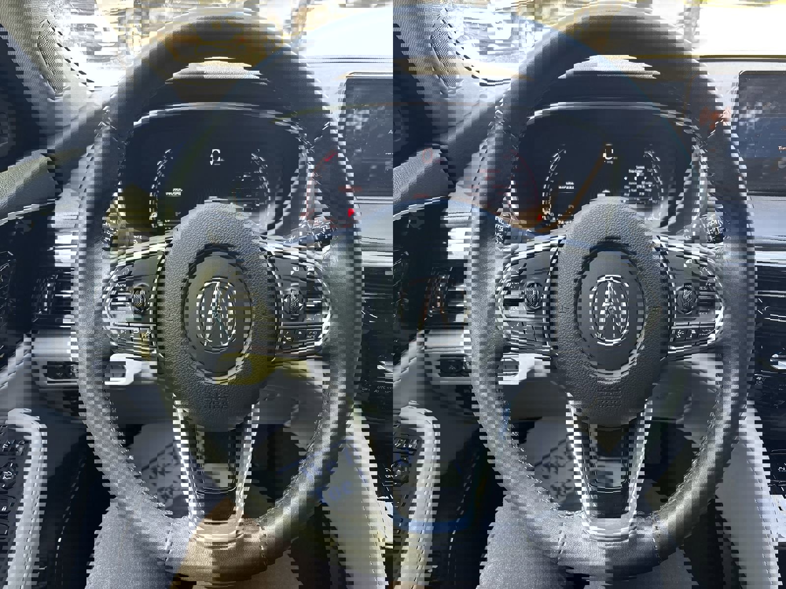 Used 2023 Acura MDX FWD w/ Technology Package image 17